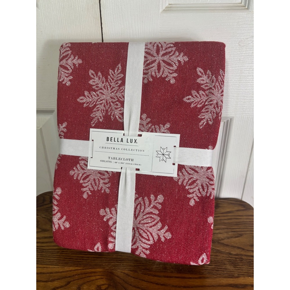BELLA LUX Christmas Collection Tablecloth Oblong Red Snowflake 60‎ x 104